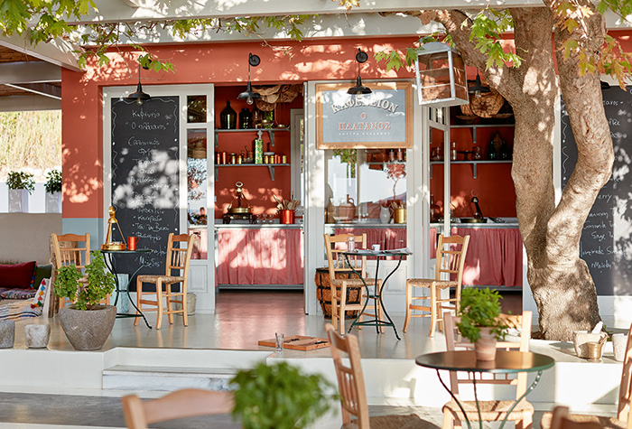 olympia-oasis-luxury-hotel-kafeneion